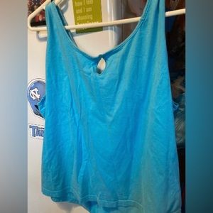 Size Large Women’s summer top Tag cut out